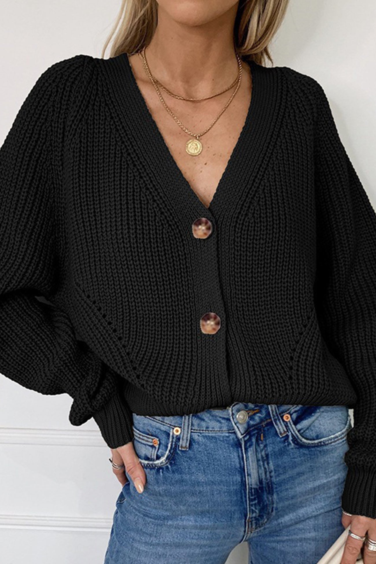 Loretta | V-neck cardigan with lantern sleeves
