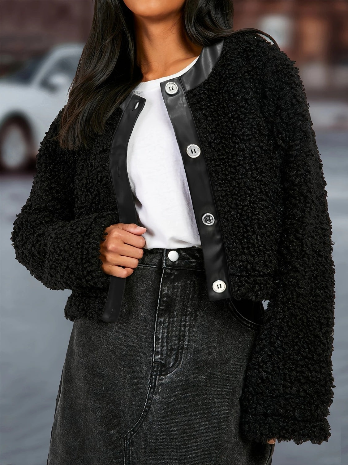 Judith | Buttoned long sleeve jacket