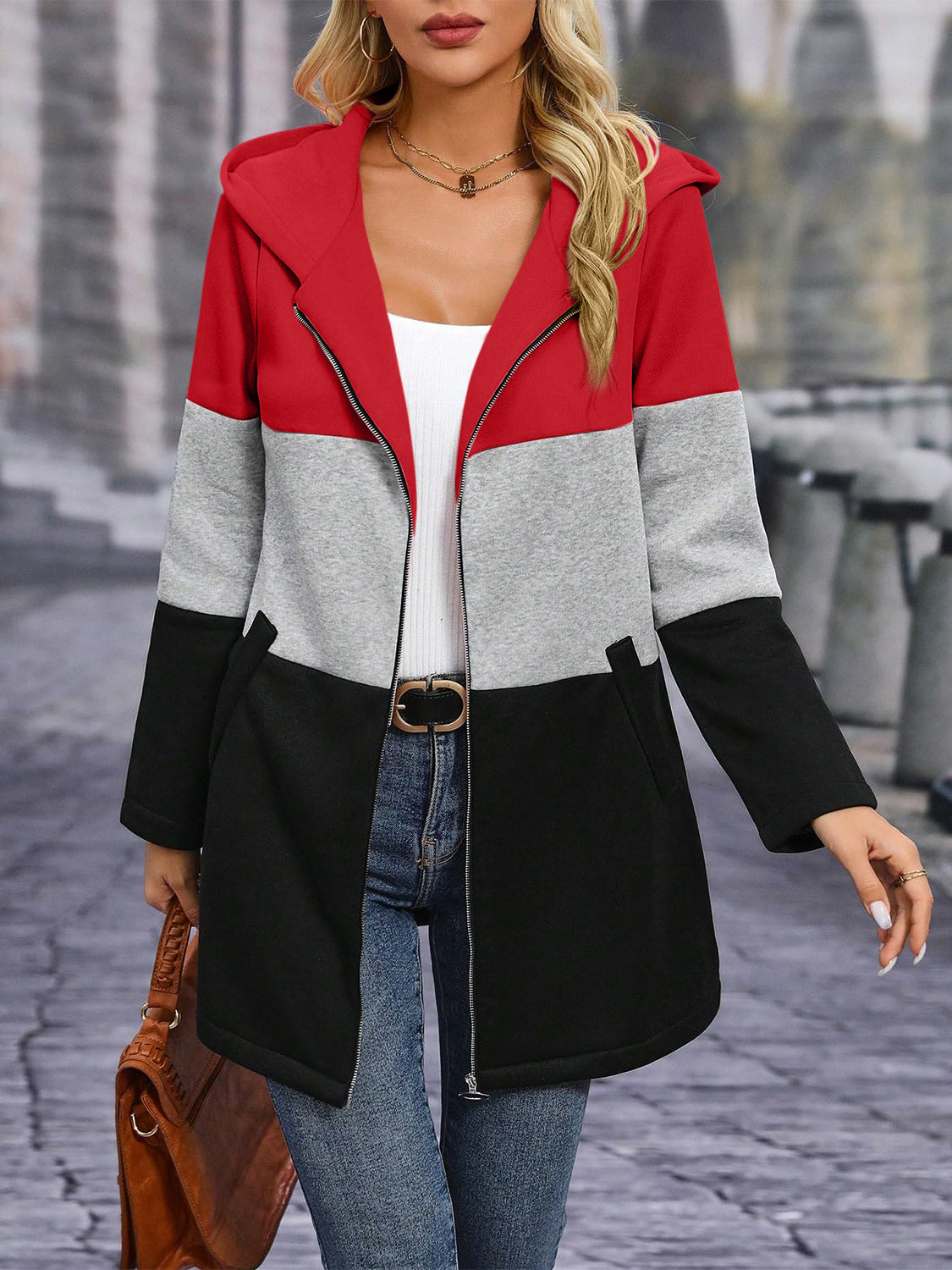 Helga | Long sleeve outerwear with hood and color block zip fastening