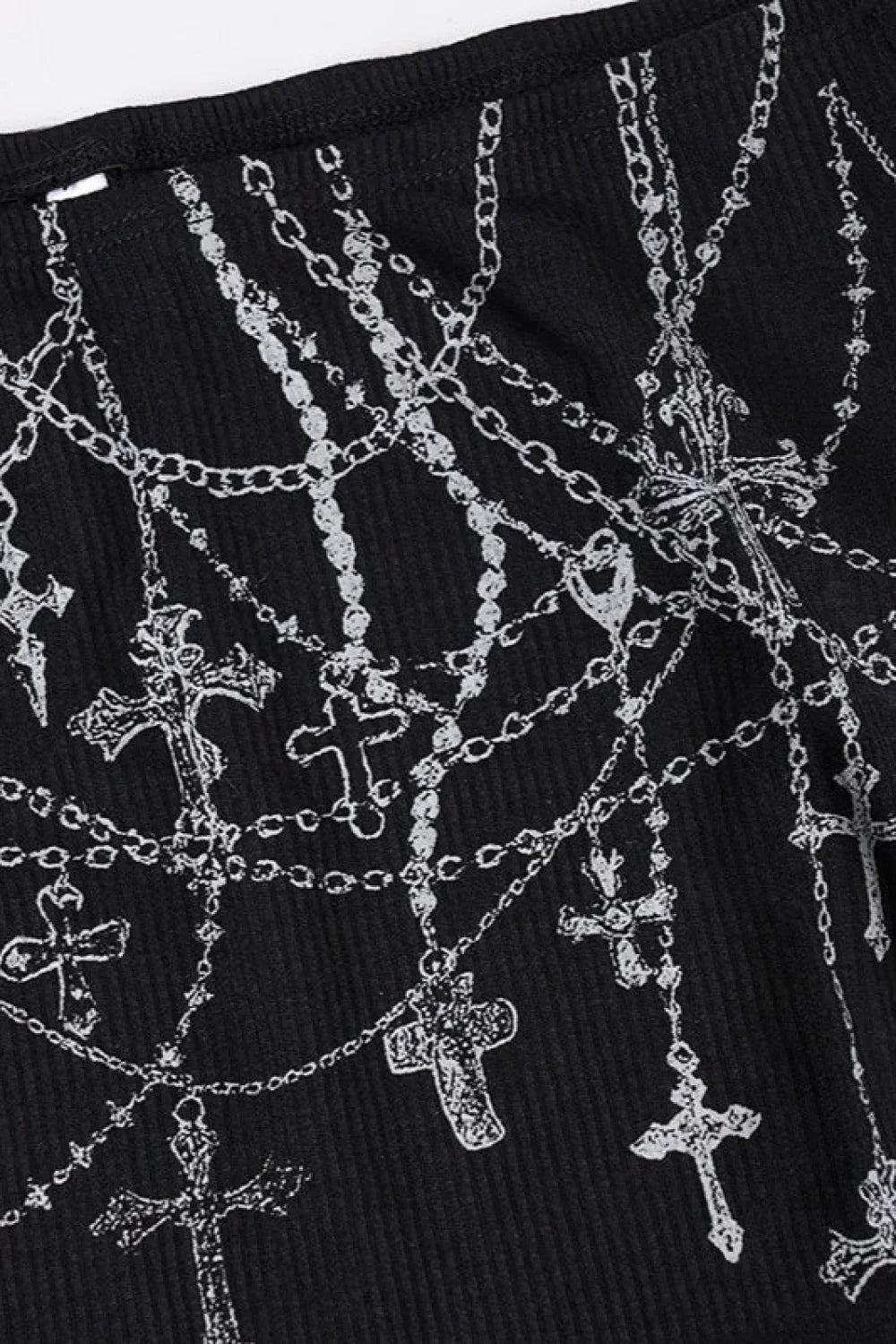 Dark Chain Print Off-Shoulder Ruched Long Sleeve Tee