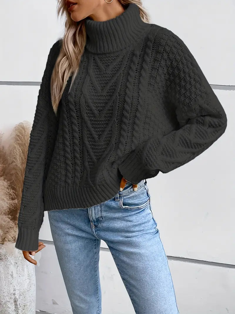 Sol | Elegant and versatile winter garment