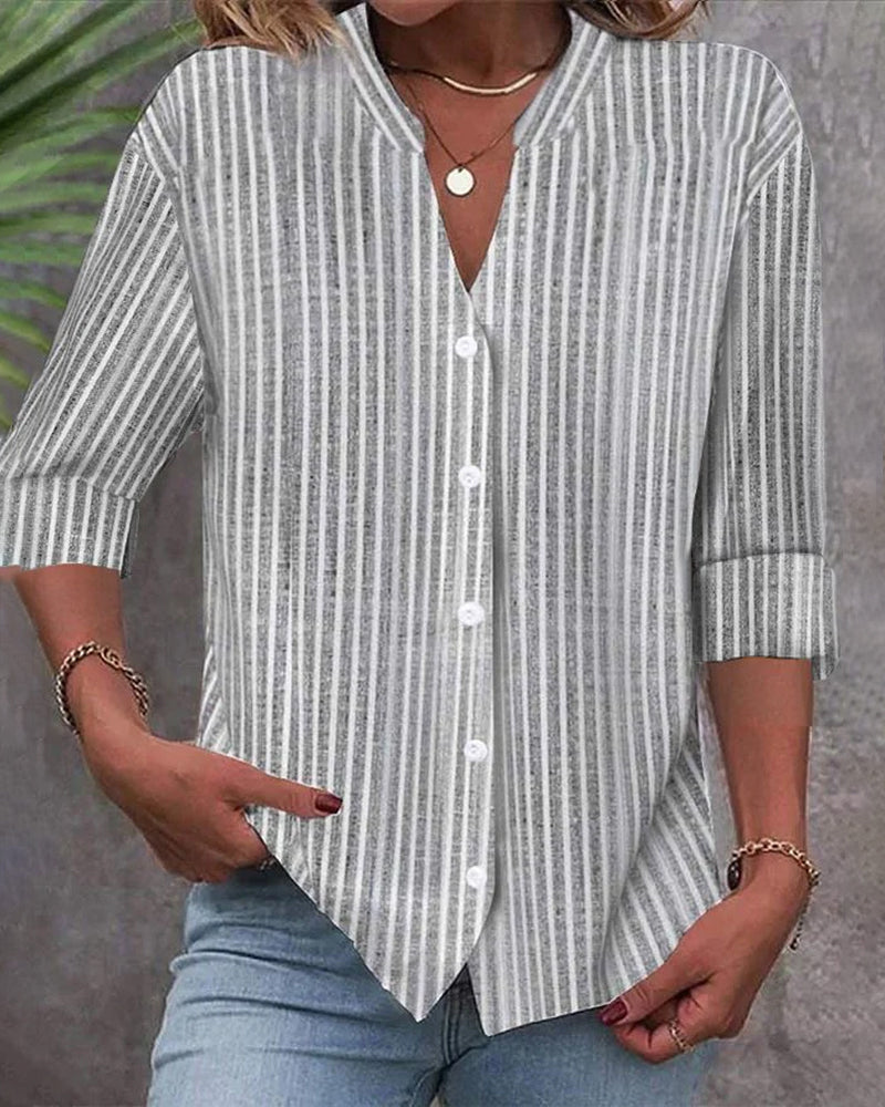 Pilar | Striped printed V-neck top