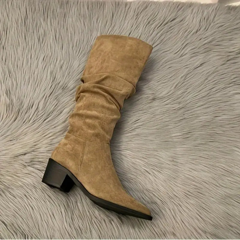 Alina | Robust, pointed ankle boots