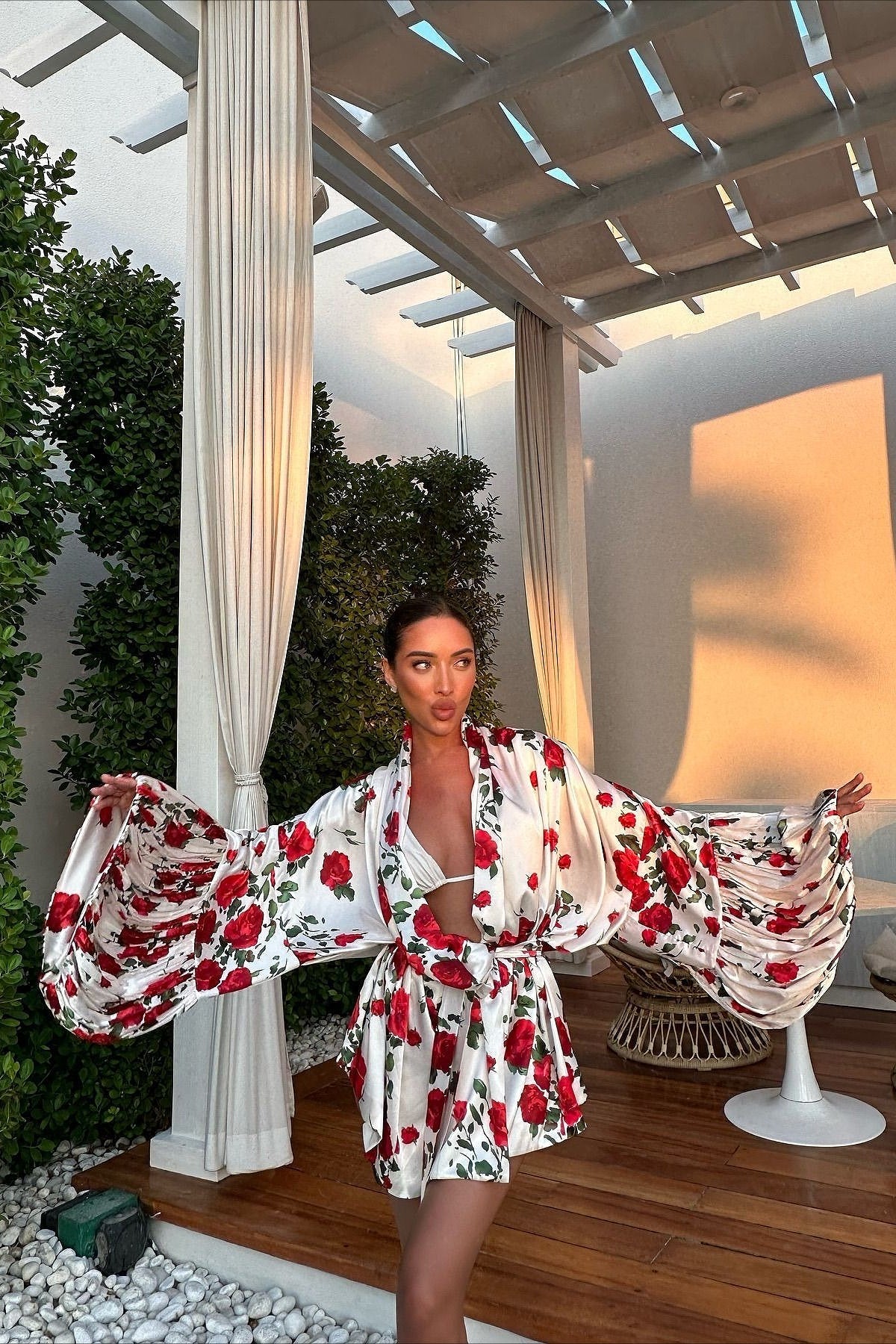 Fresh Floral Print Lantern Sleeve Mini Dress