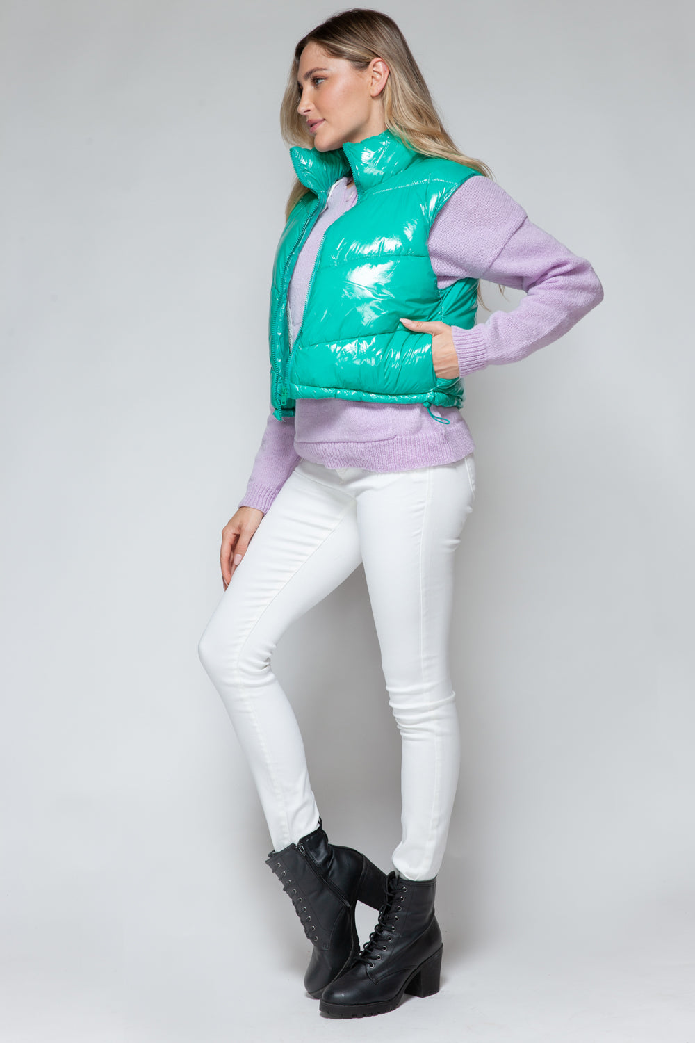 Elsbeth | Snobish shiny quilted vest with turtleneck and zip