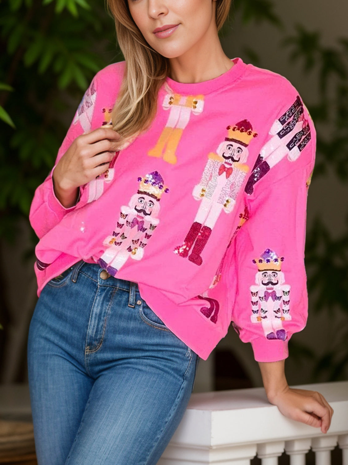 Heidi | Nutcracker sweatshirt with a crew neck and long sleeves