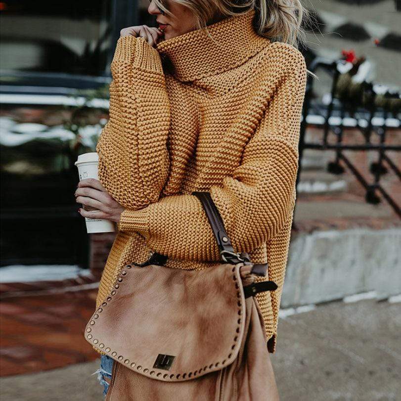 Fernanda | Winter sweater for women with turtleneck and twist