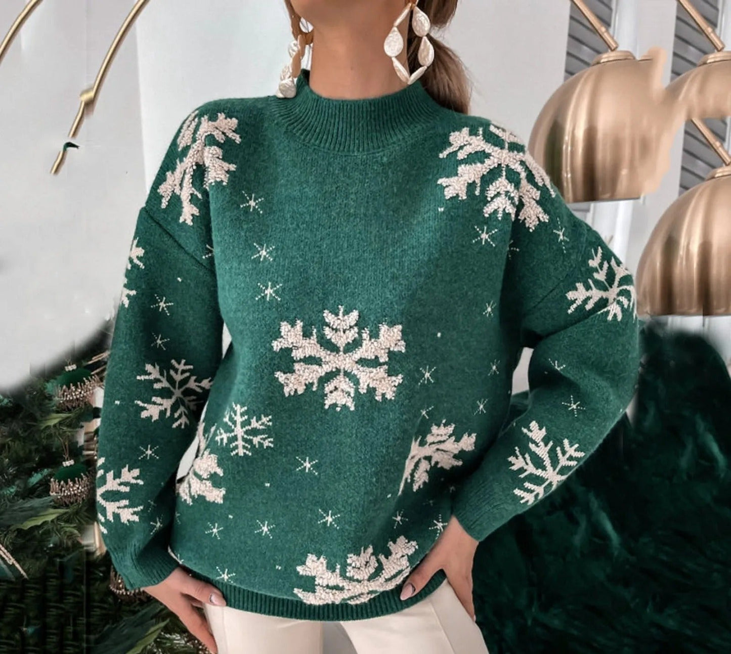 Annelie | Women's winter sweater with a snowflake pattern