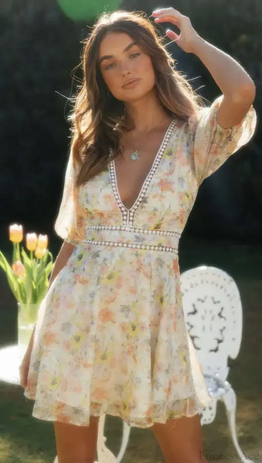 Vintage Floral Print Long Sleeve Hollow Out Sexy V-neck Mini Boho Dress