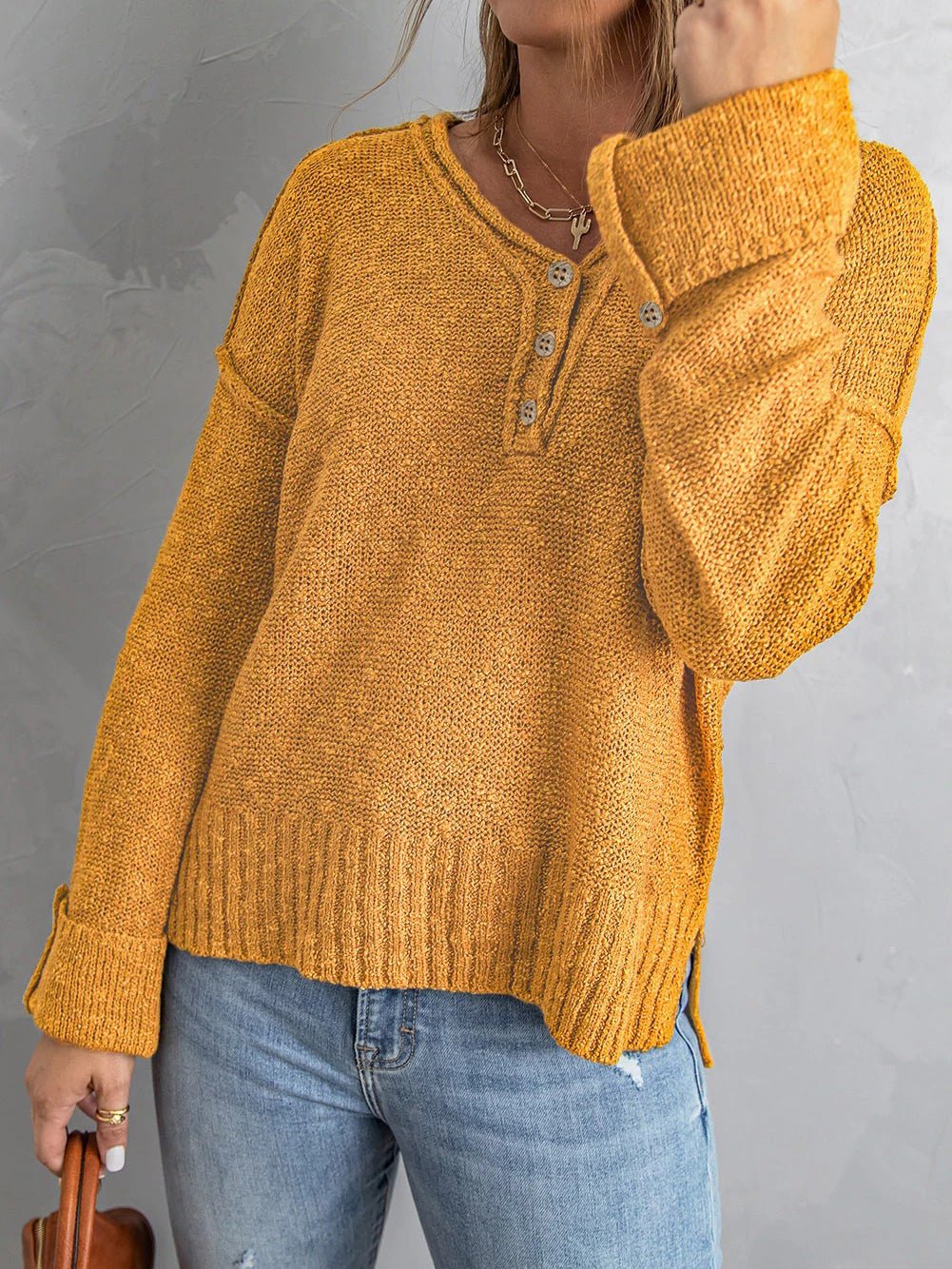 Gabriela| Modern and comfortable winter sweater