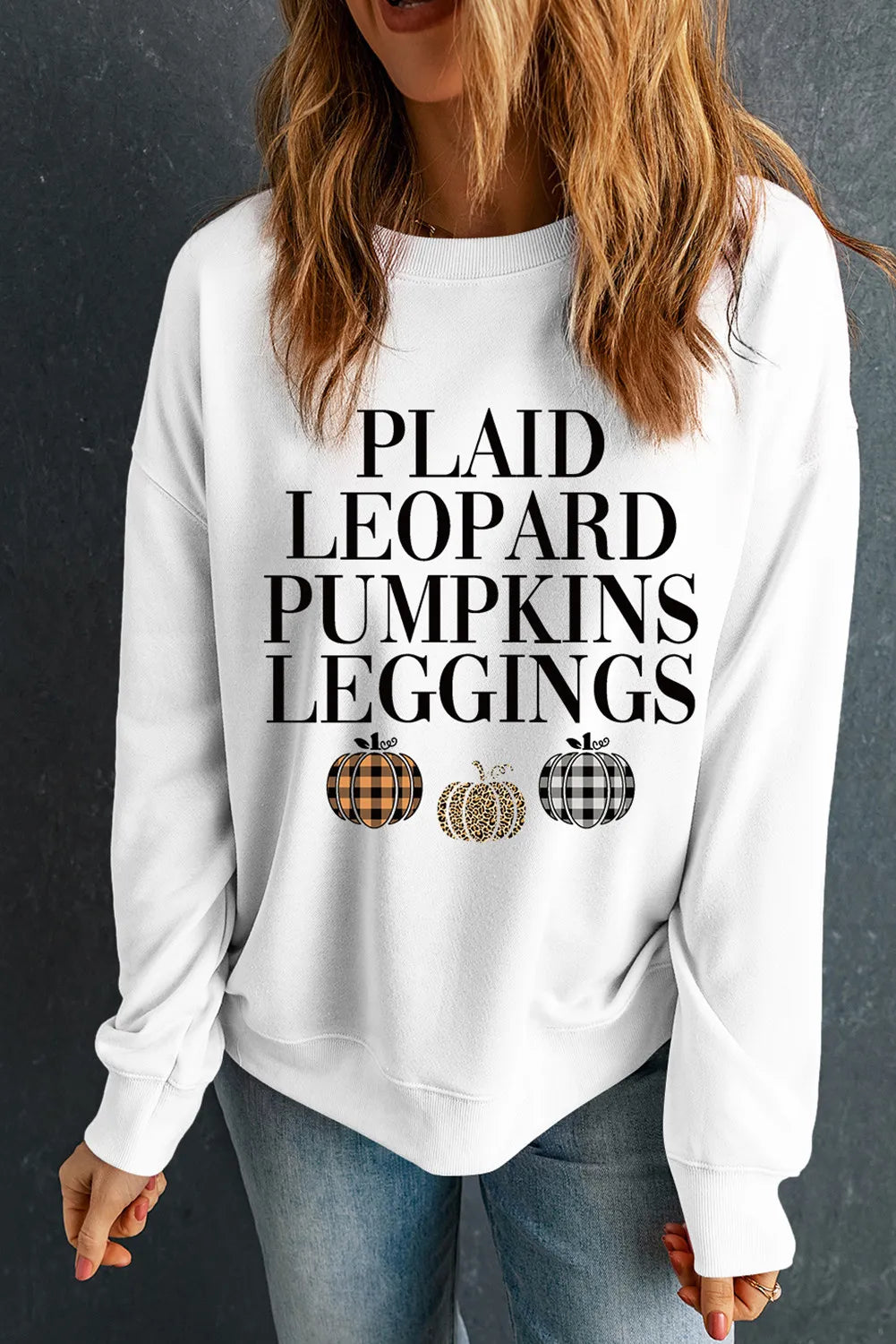Mareike | Long sleeve crew neck sweatshirt with letter graphic