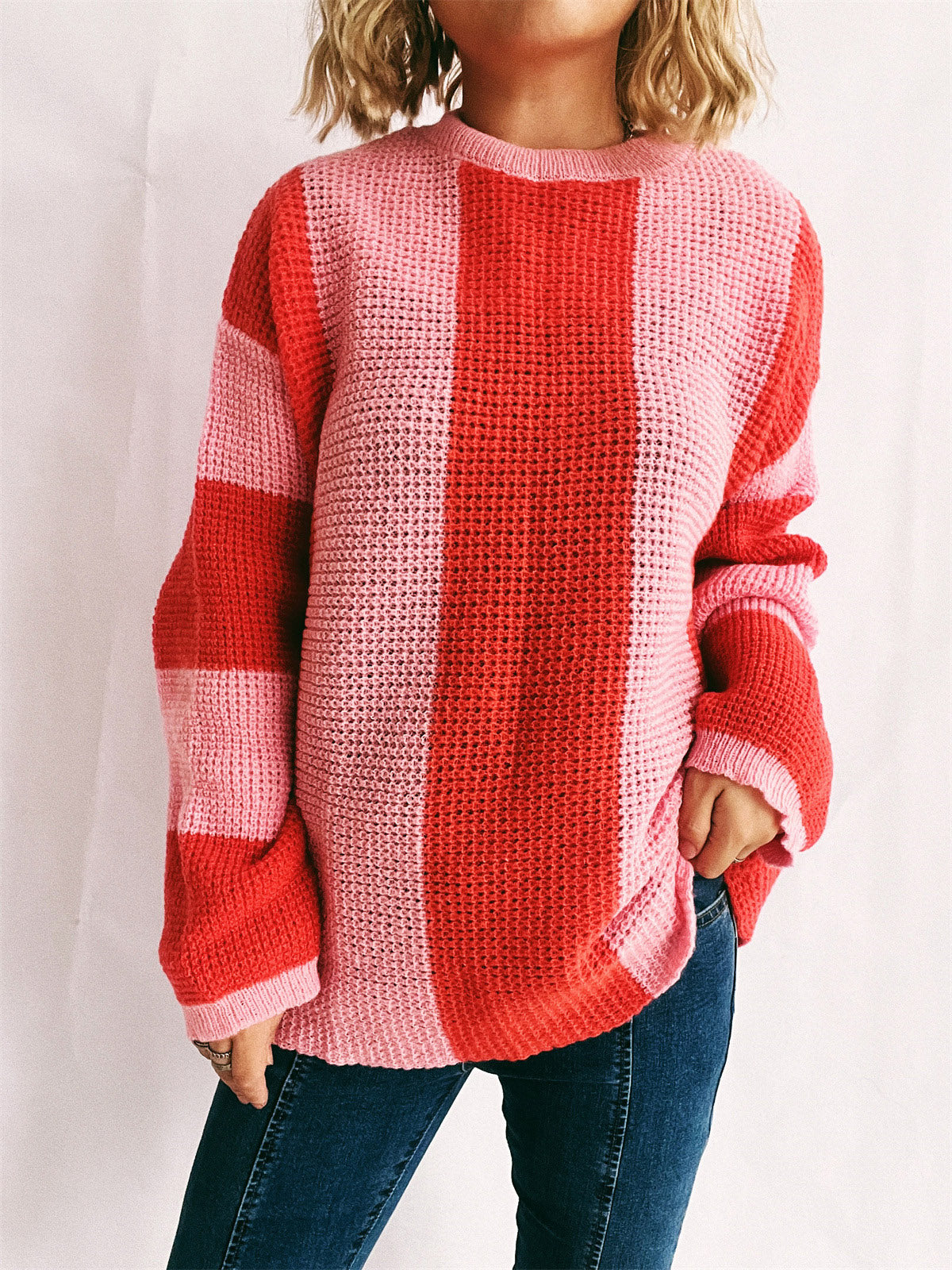 Ida | Color block sweater with a crew neck and long sleeves