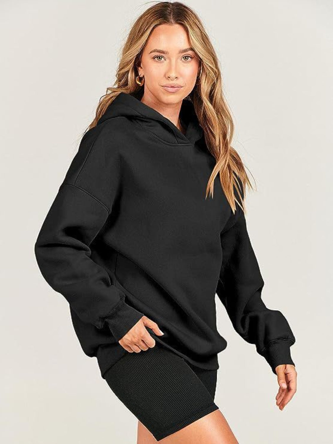 Monica | Long-sleeved hoodie with dropped shoulders
