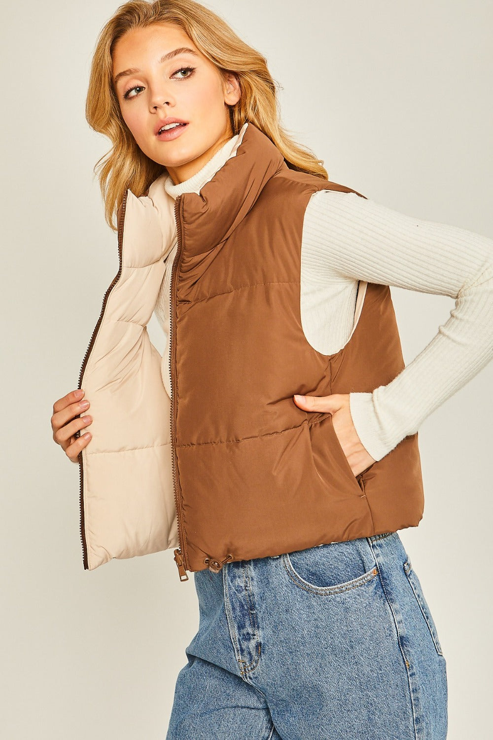 Blanca | Cropped, reversible zip-up vest from Love Tree