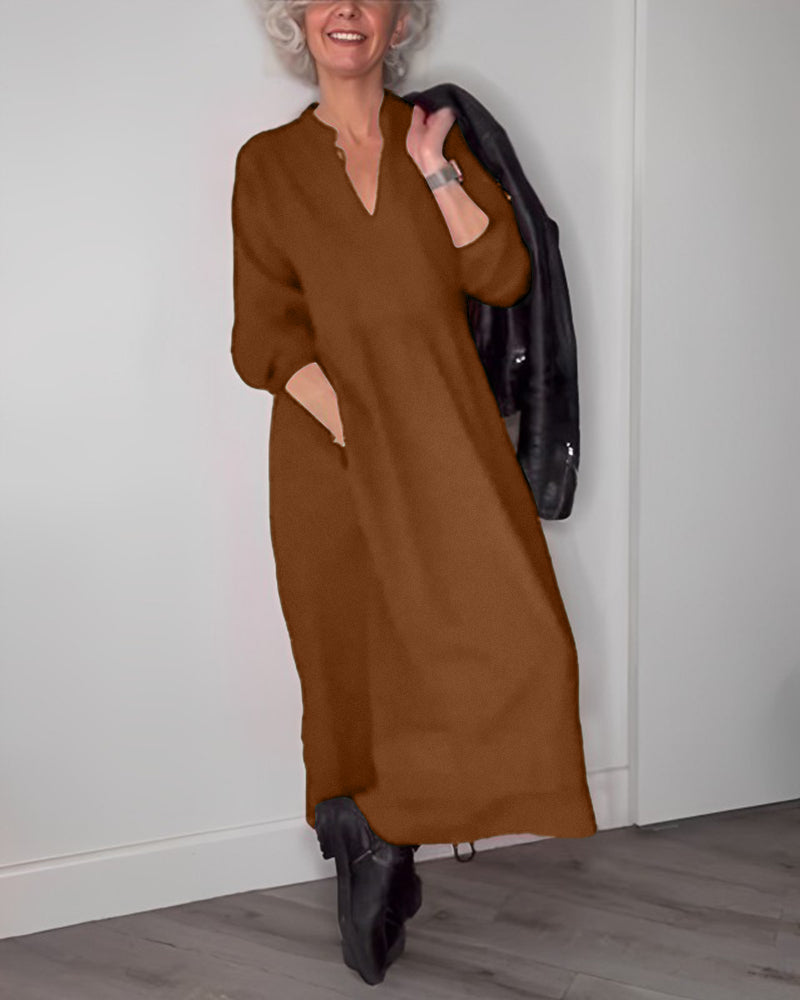 Xaviera | Elegant long dress with V-neck and pockets