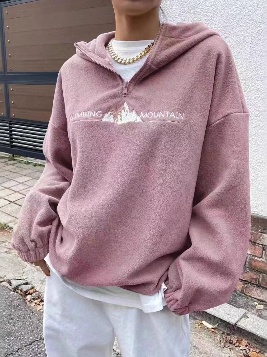 Beatriz | Mountain Quarter Zip Long Sleeve Hoodie