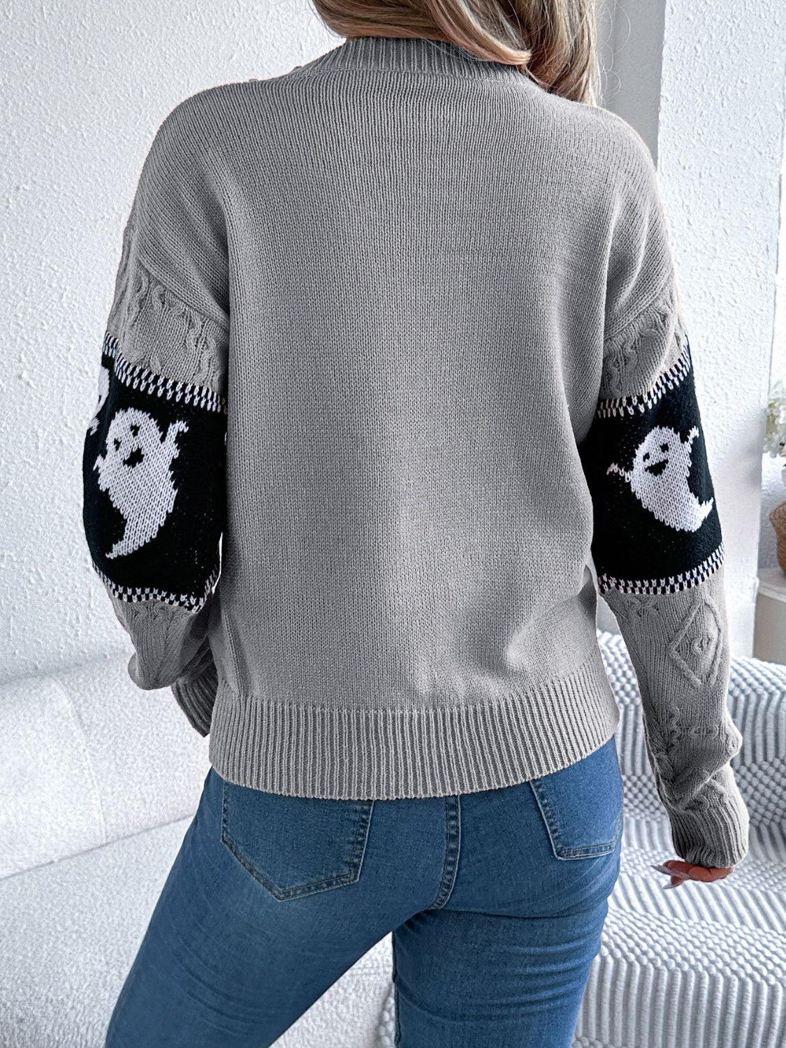 Victoria | Ghost crew neck long sleeve sweater