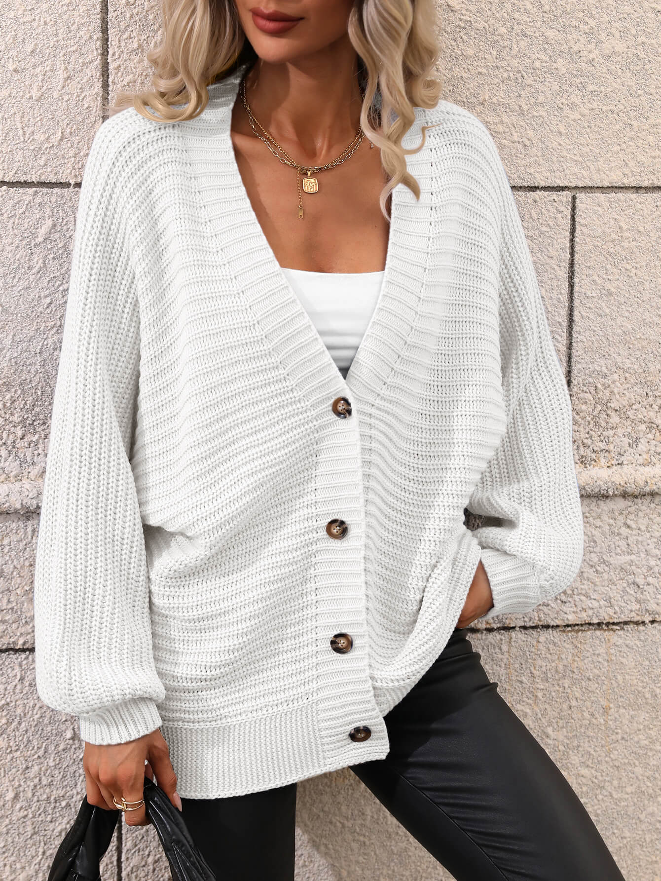 Luisa® | Chic and versatile winter cardigan
