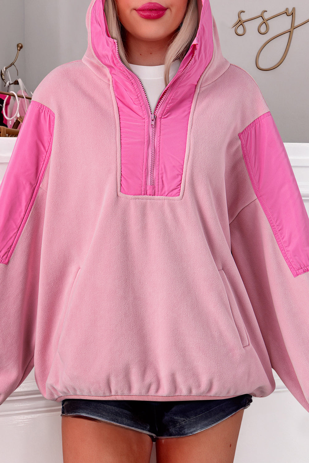 Elena® | Effortless and classy winter hoodie
