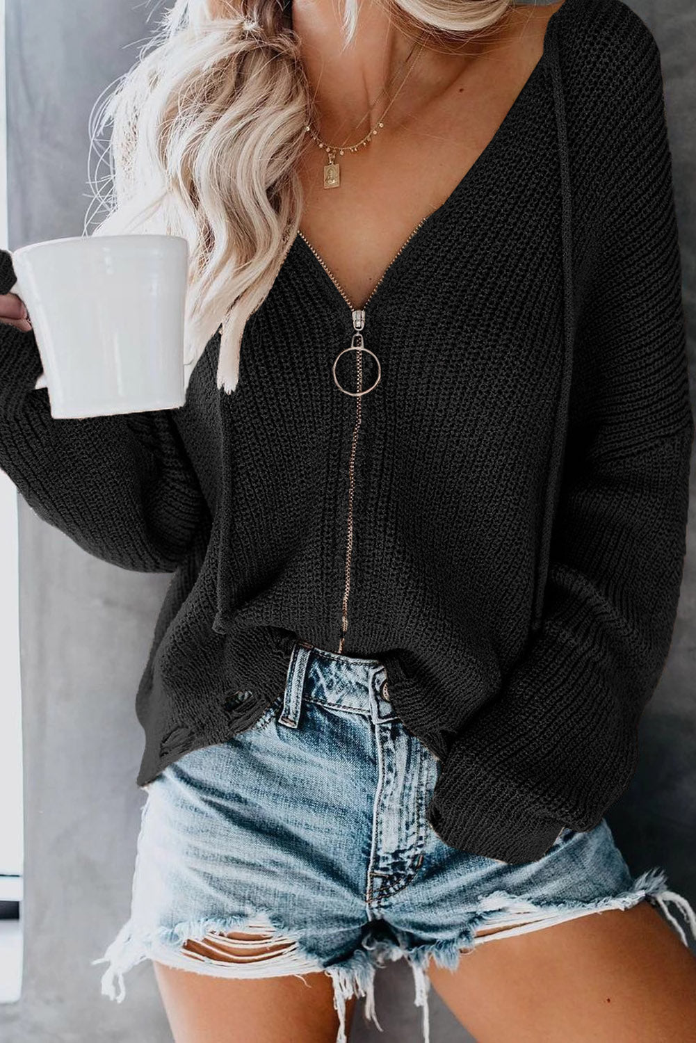 Amanda | Modern and fashionable winter sweater