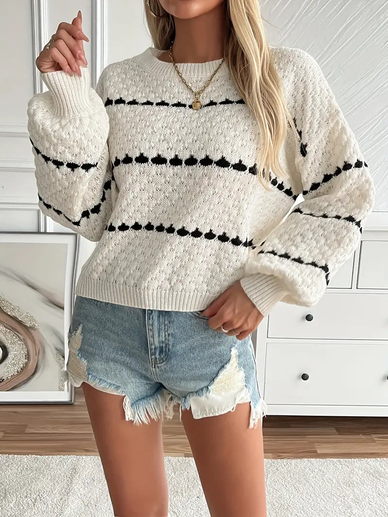 Greta | Elegant knitted sweater with a crew neck