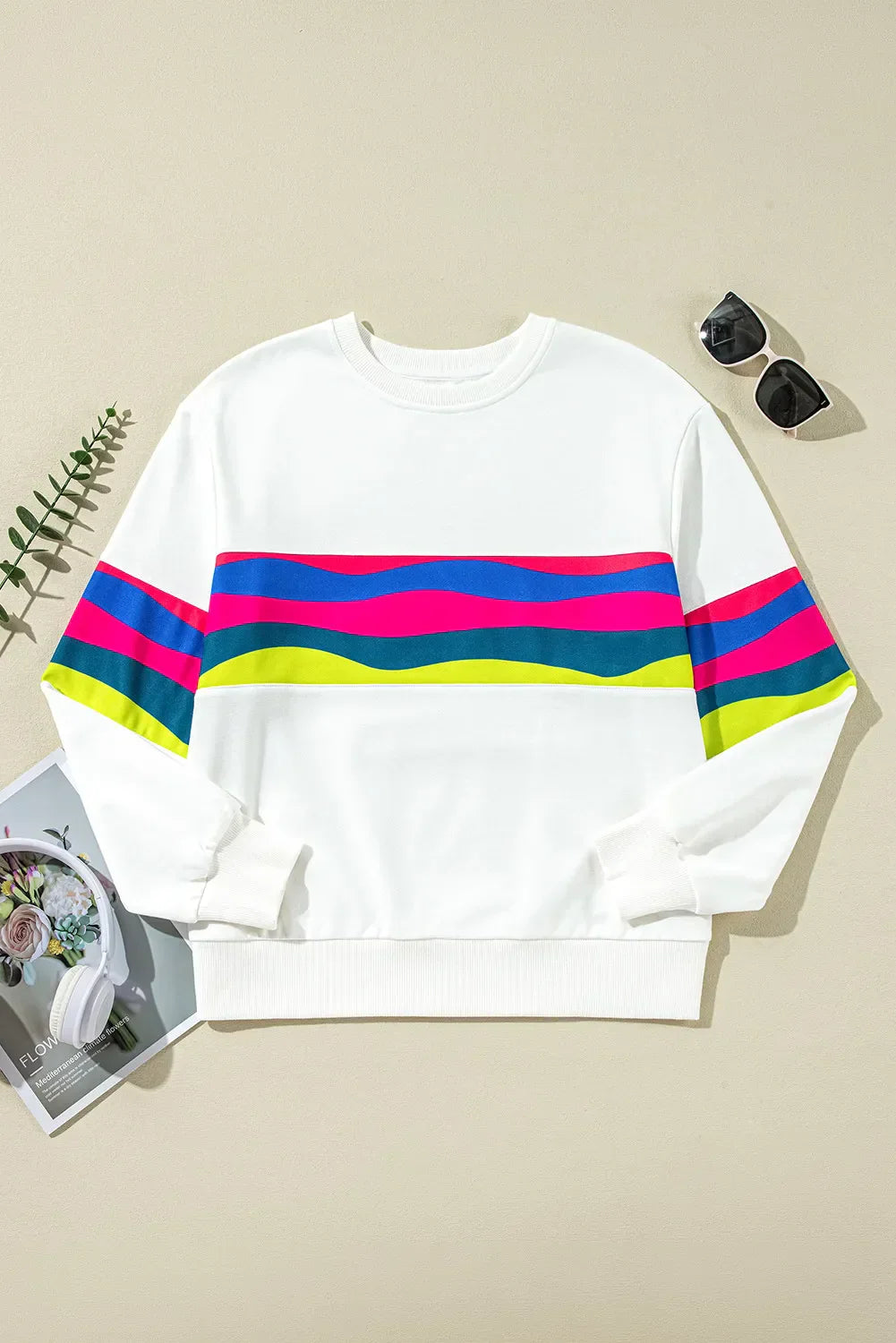 Aurora | Contrasting long-sleeved top with a crew neck