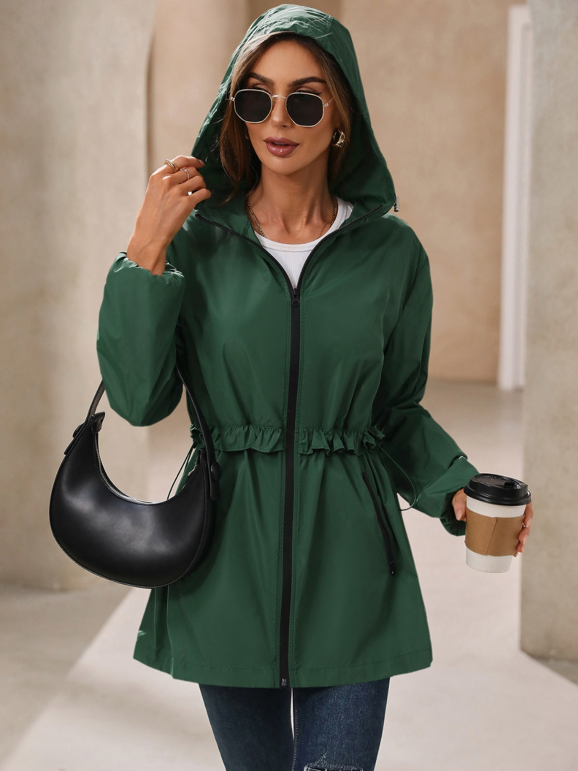 Paulina | Waterproof, long-sleeved outdoor windbreaker with hood