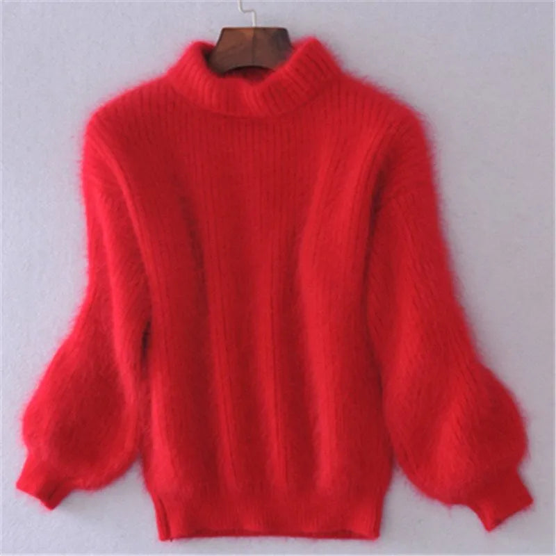 Mónica® | Vintage angora-style sweater: loosely knitted and plain.