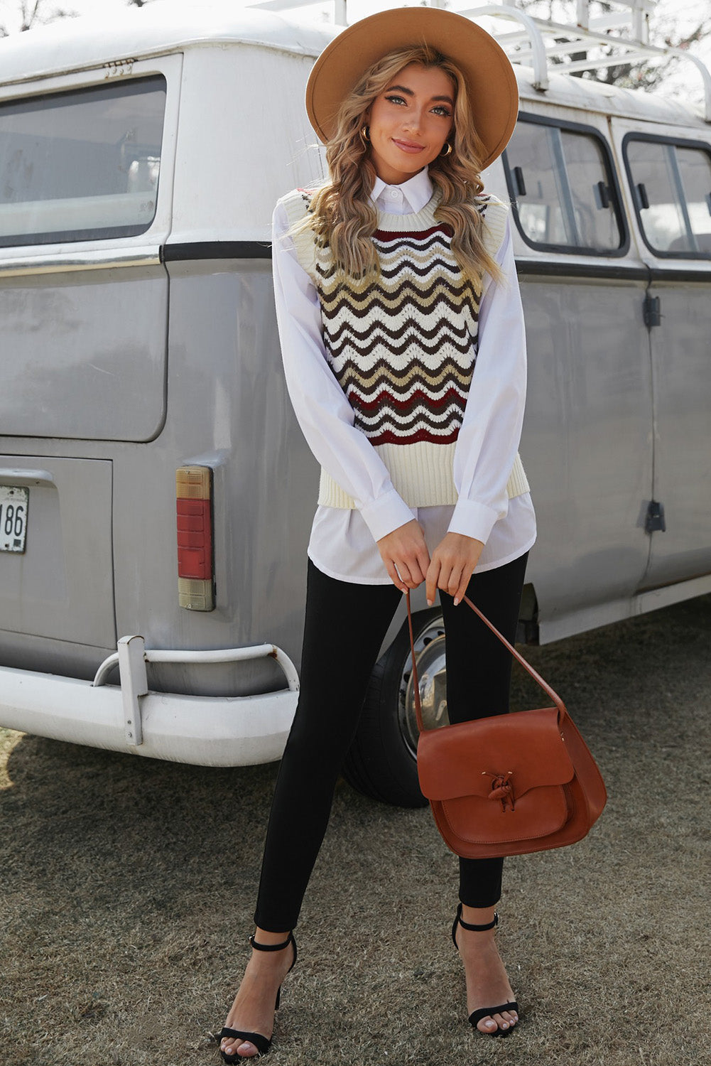Isis | Casual and fashionable winter sweater