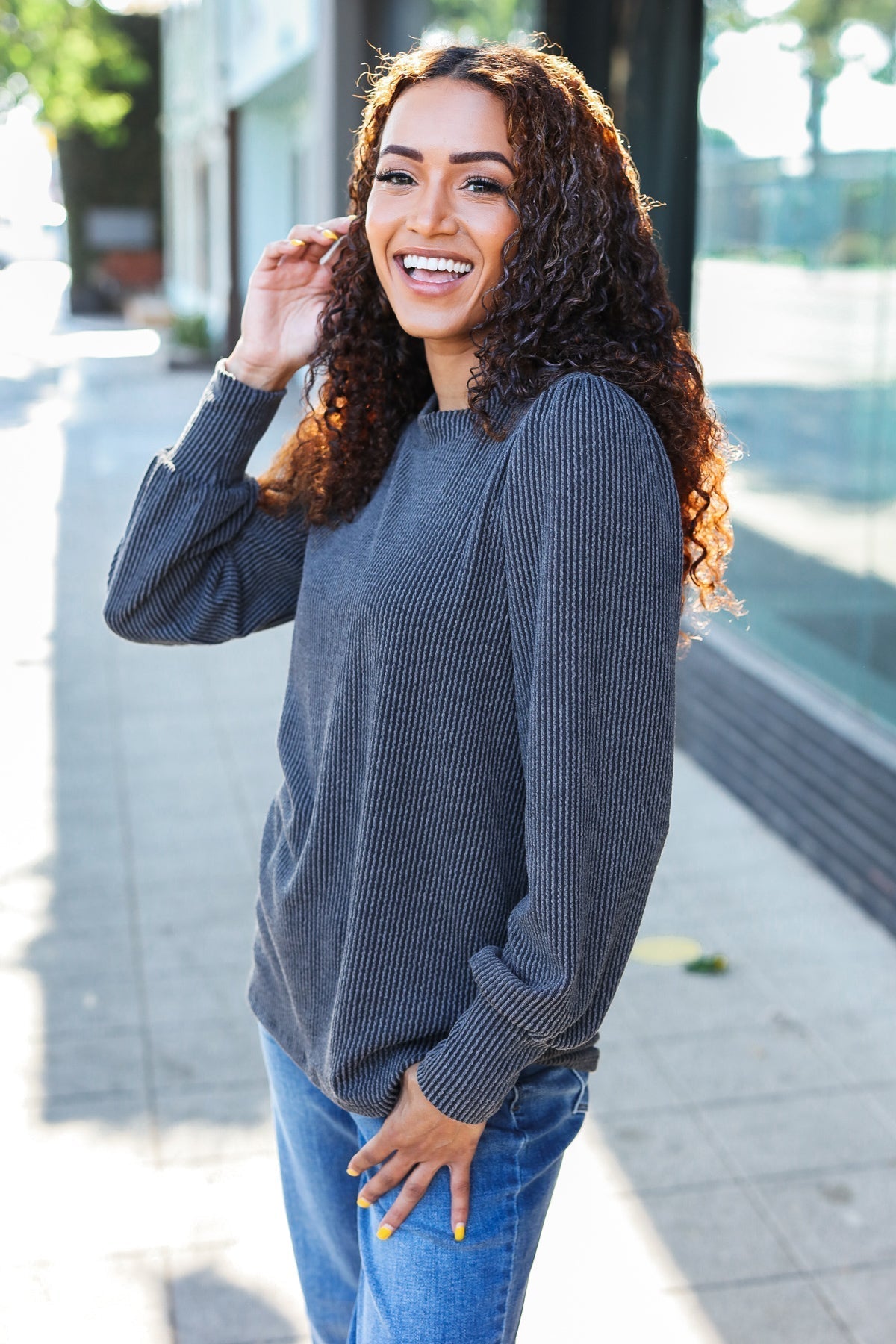 Margherita | Everyday long-sleeved shirt in anthracite-colored ribbed knit with mineral wash