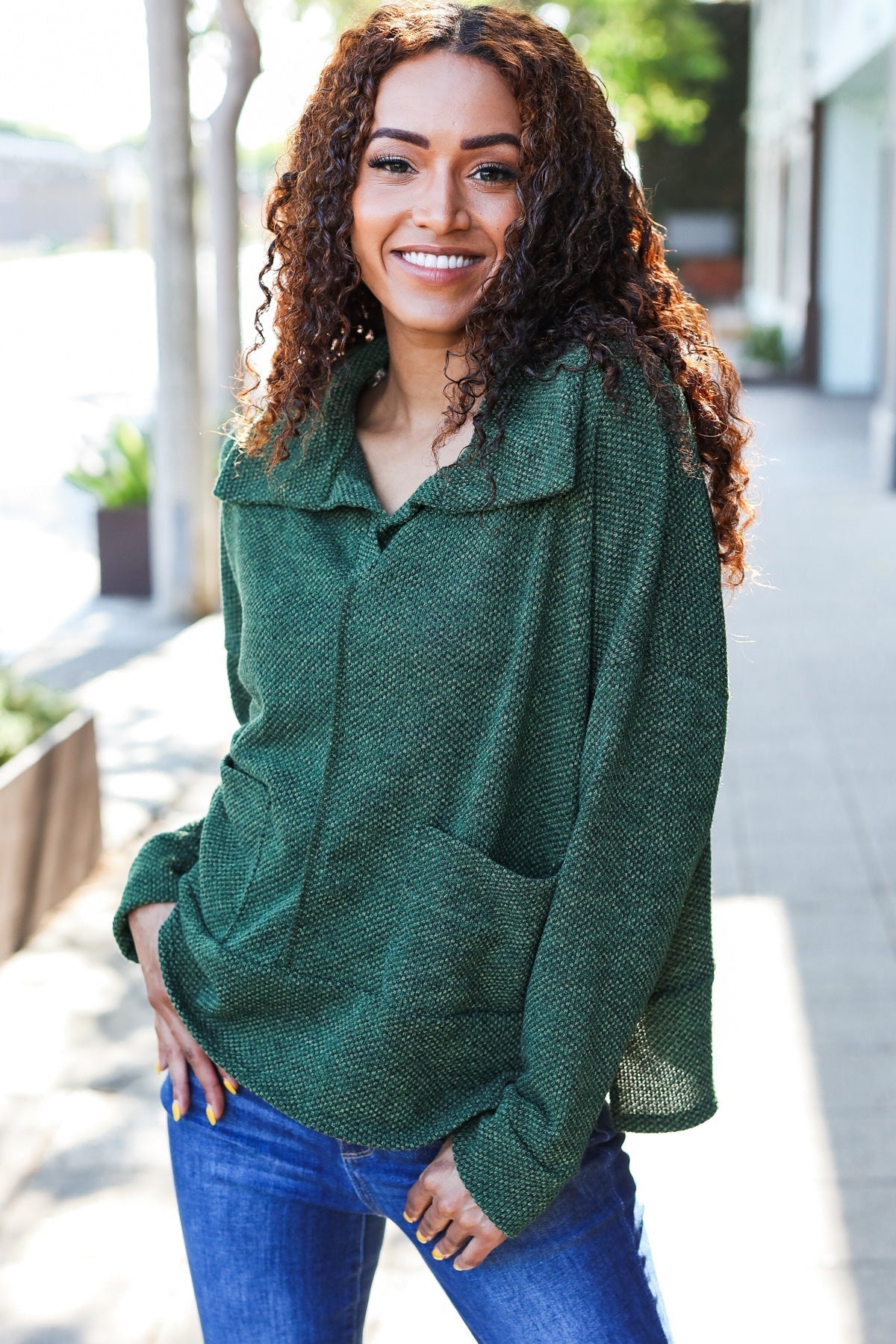 Kristina | Easy Living Olive green textured knit sweater with notched neckline and oversized collar