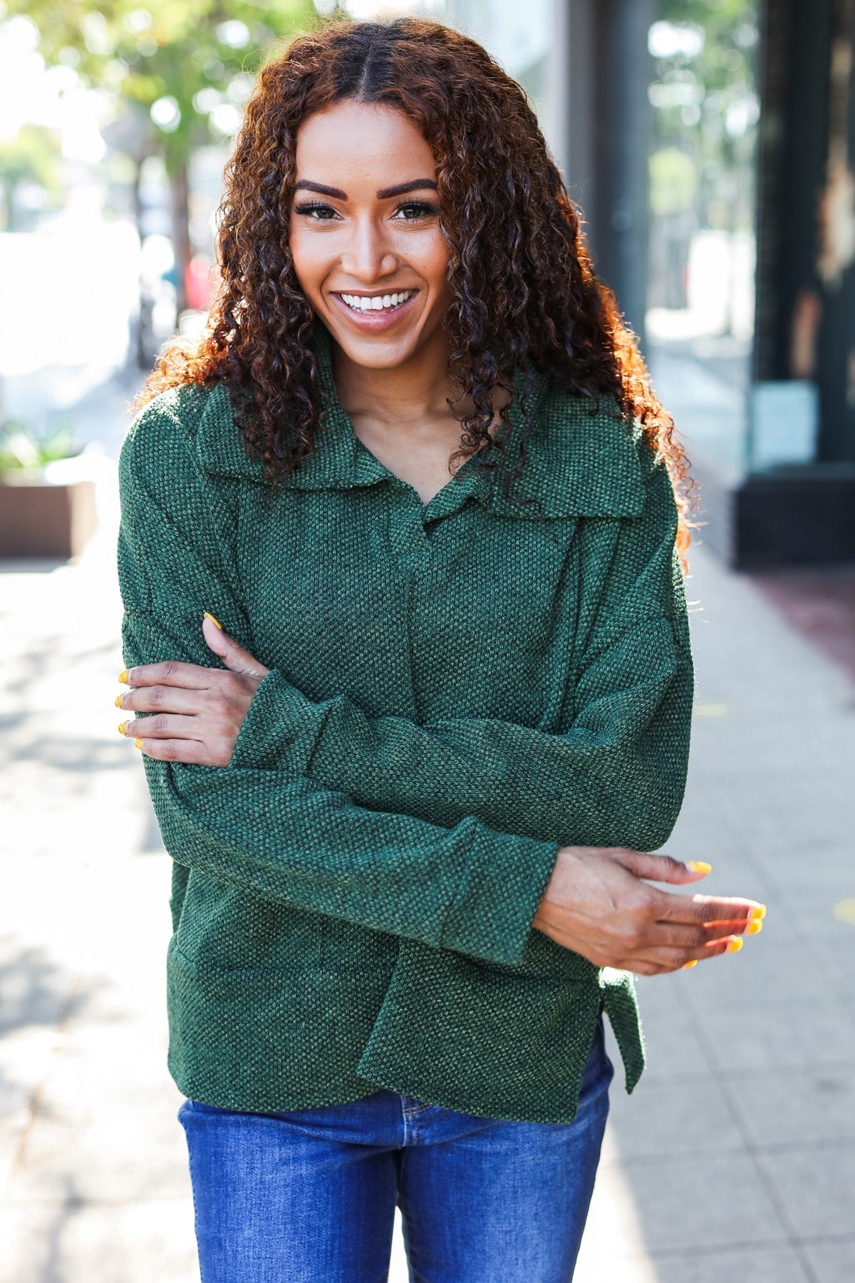 Kristina | Easy Living Olive green textured knit sweater with notched neckline and oversized collar