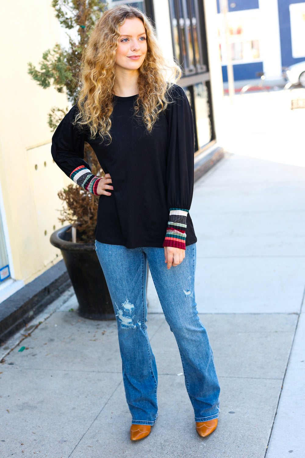 Margherita | Black multicolor striped top with puff sleeves