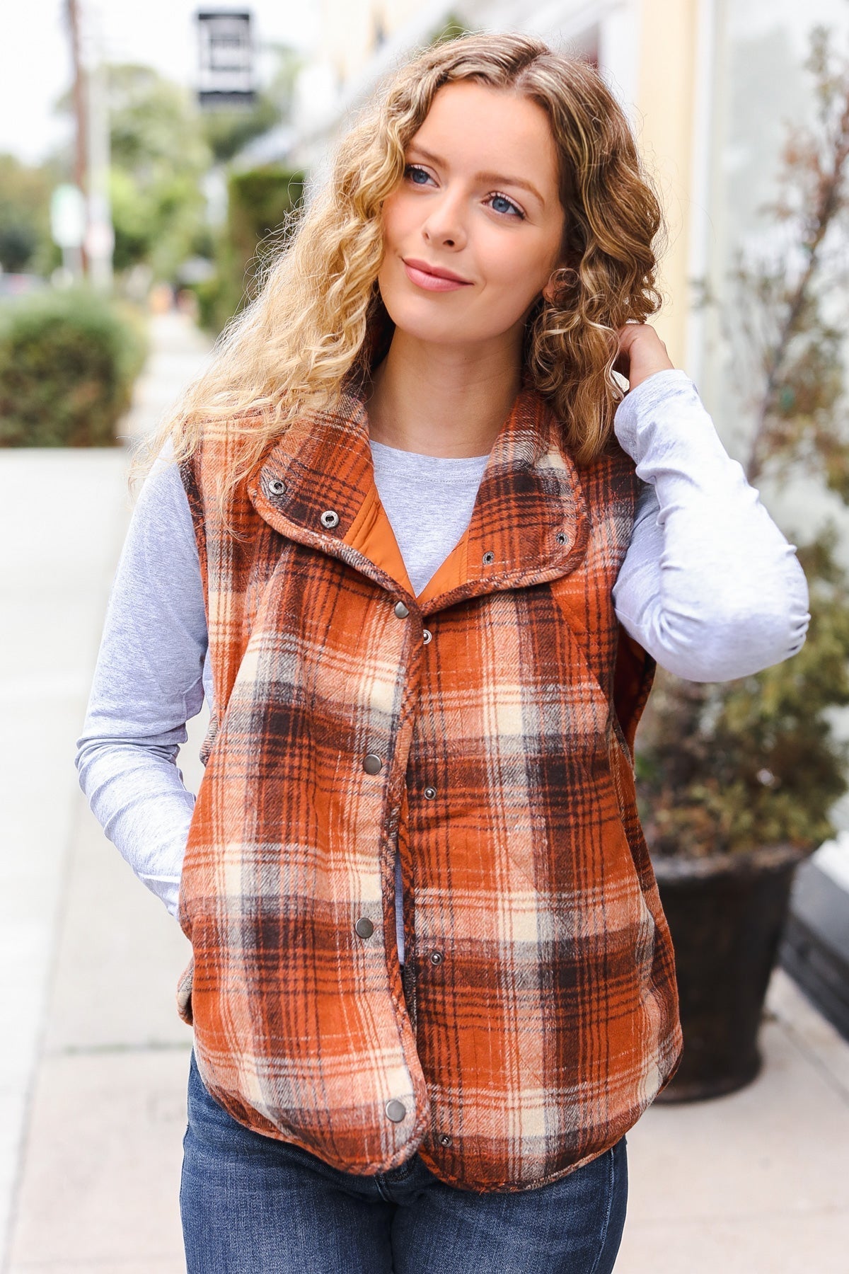 Juana | Assembled quilted snap vest in rust taupe