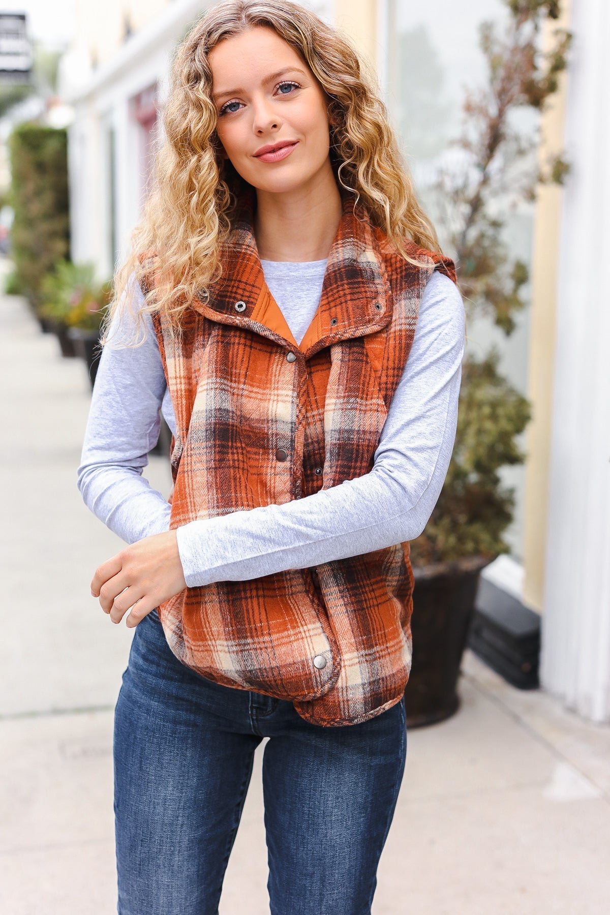 Juana | Assembled quilted snap vest in rust taupe