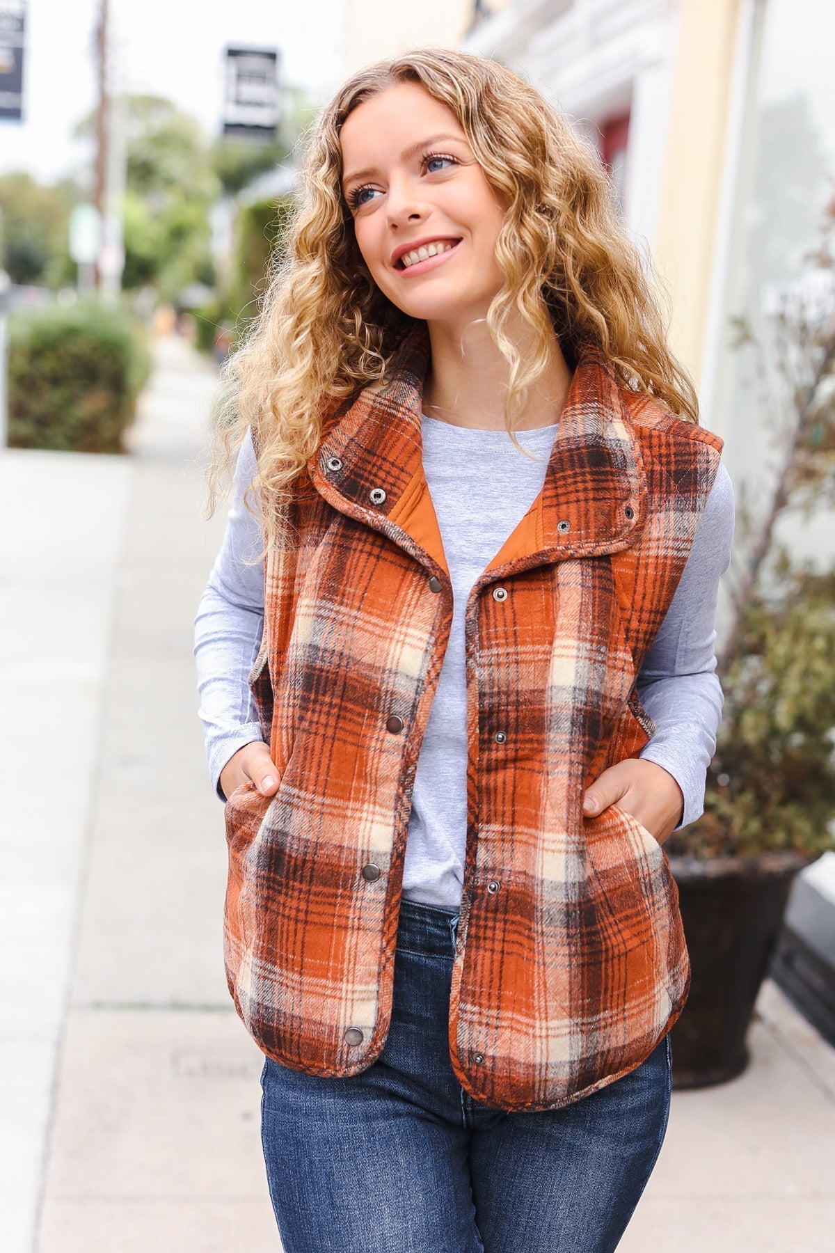 Juana | Assembled quilted snap vest in rust taupe