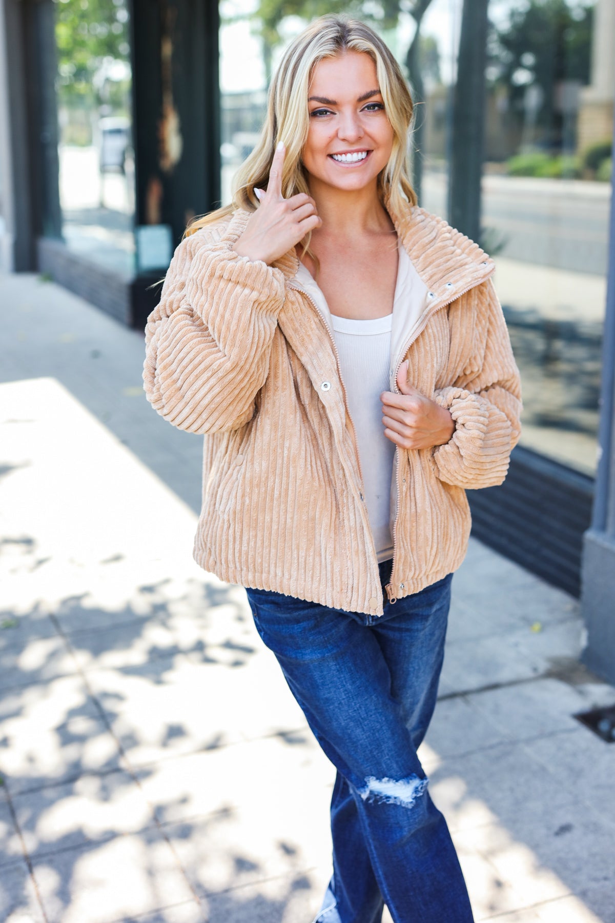 Selena | Casual-chic, ribbed stand-up collar puffer jacket made from corduroy in latte