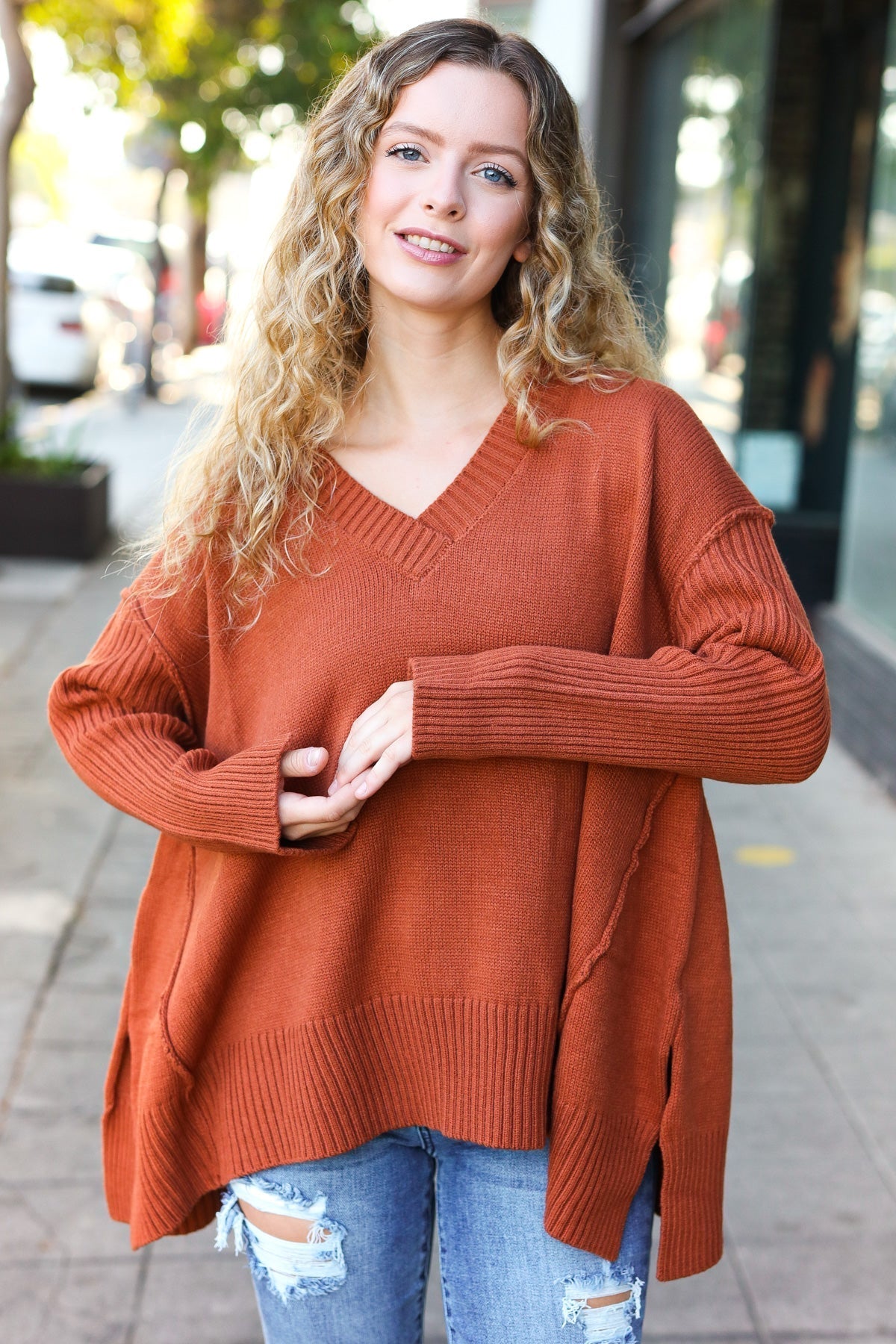 Amalia | Casual chic rust oversized rib knit V-neck sweater