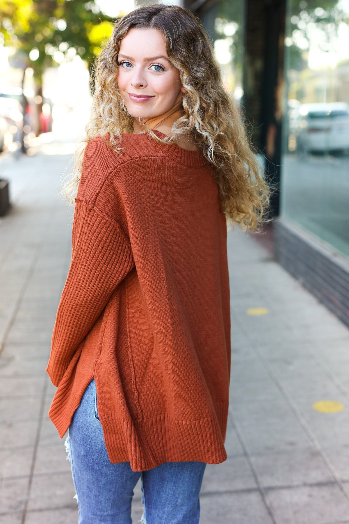 Amalia | Casual chic rust oversized rib knit V-neck sweater