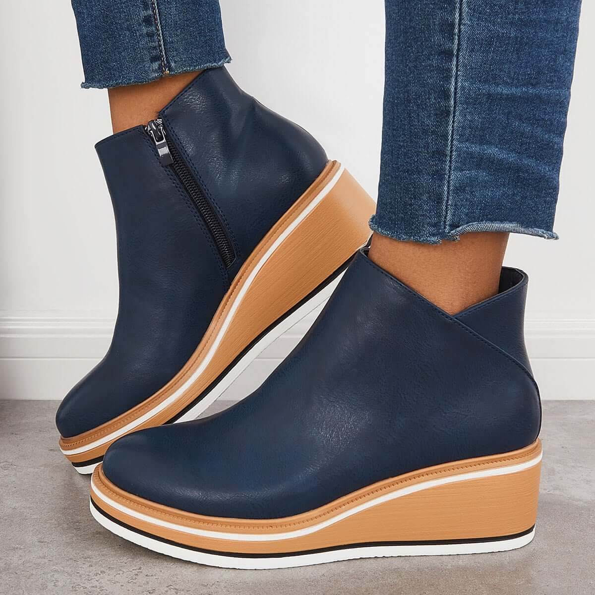 Hana | Casual and supportive orthopedic boots.