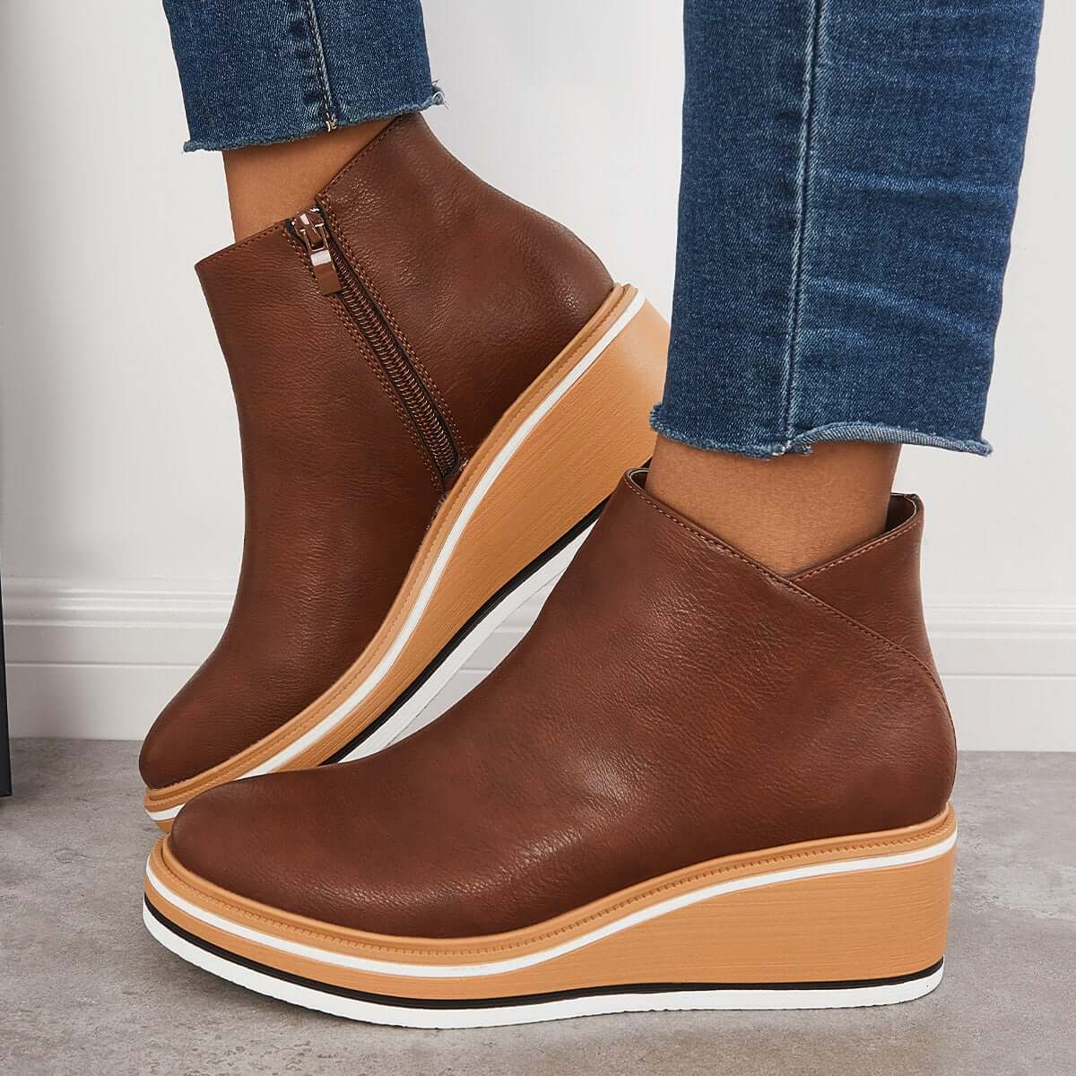 Cristina | Durable and supportive orthopedic boots