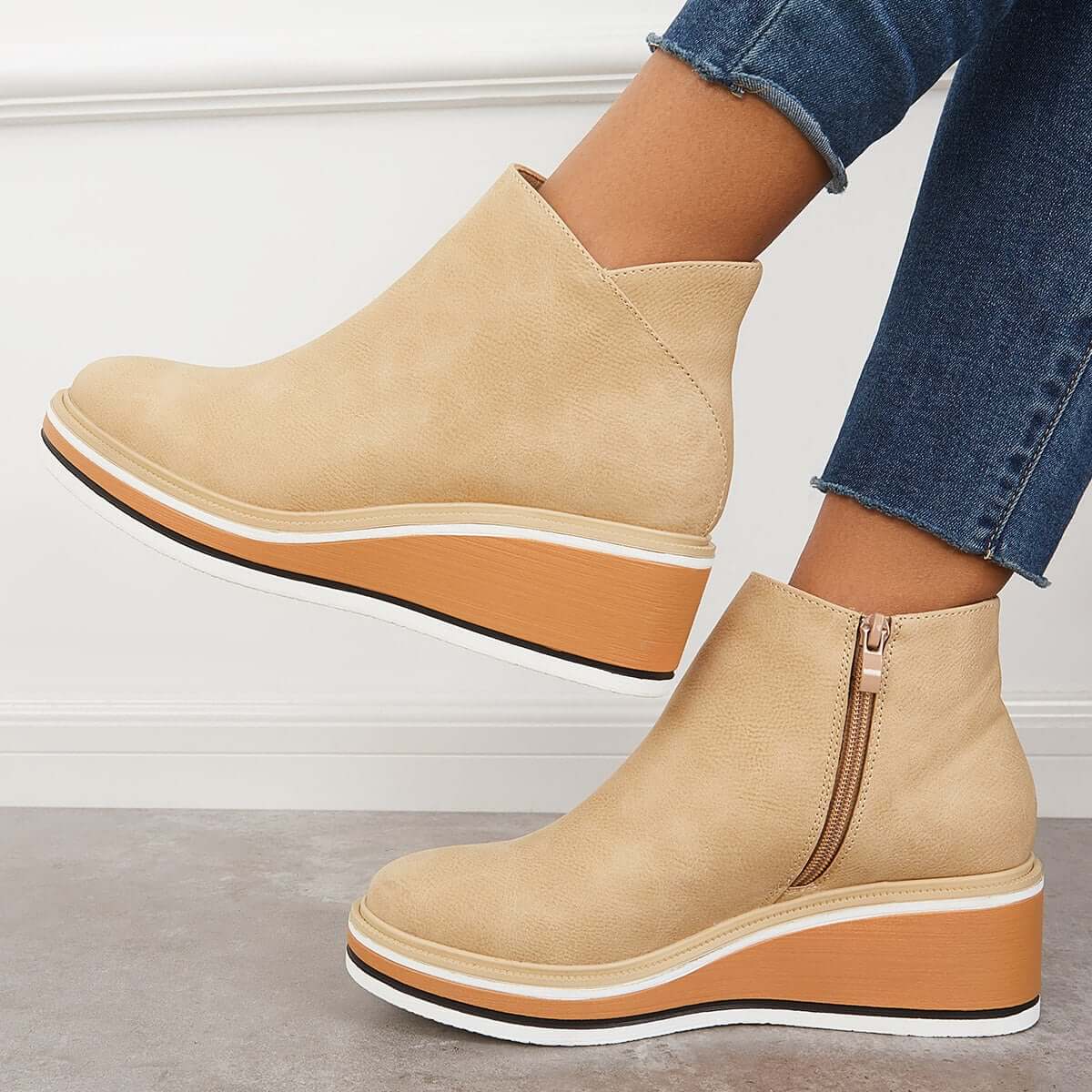 Hana | Casual and supportive orthopedic boots.