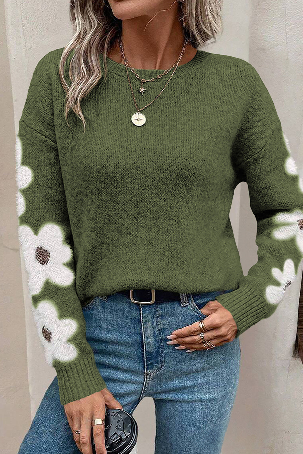 Nicolasa | Fashionable and effortless winter sweater