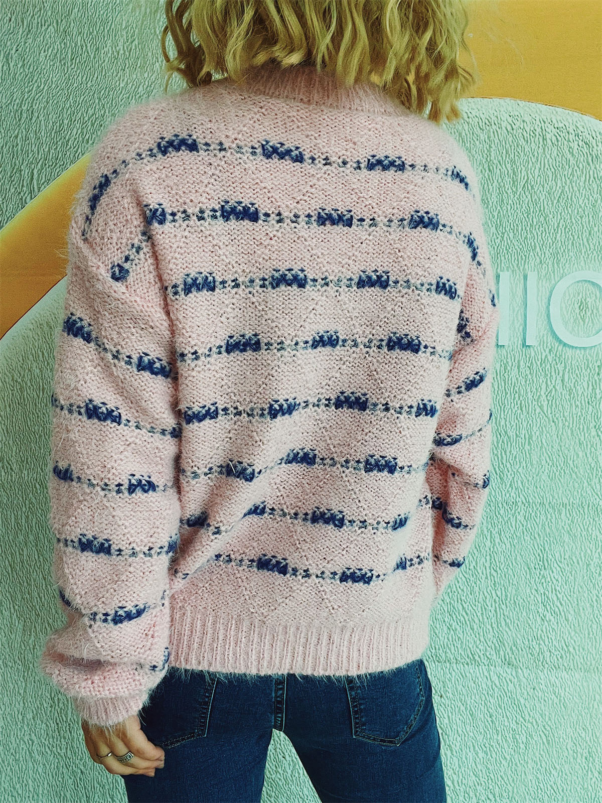Ilse | Striped long-sleeved sweater with a crew neck