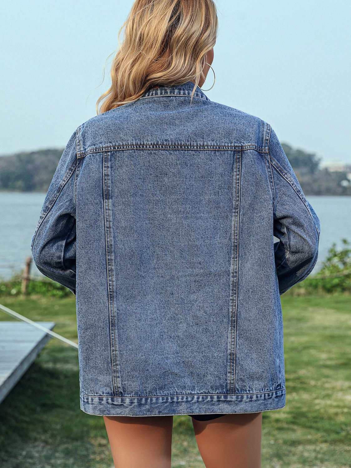 Tabea | Long-sleeved denim jacket with studs and buttons