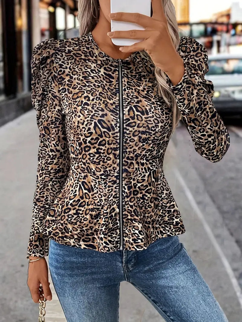 Liliana | Elegant jacket with puff sleeves and leopard print