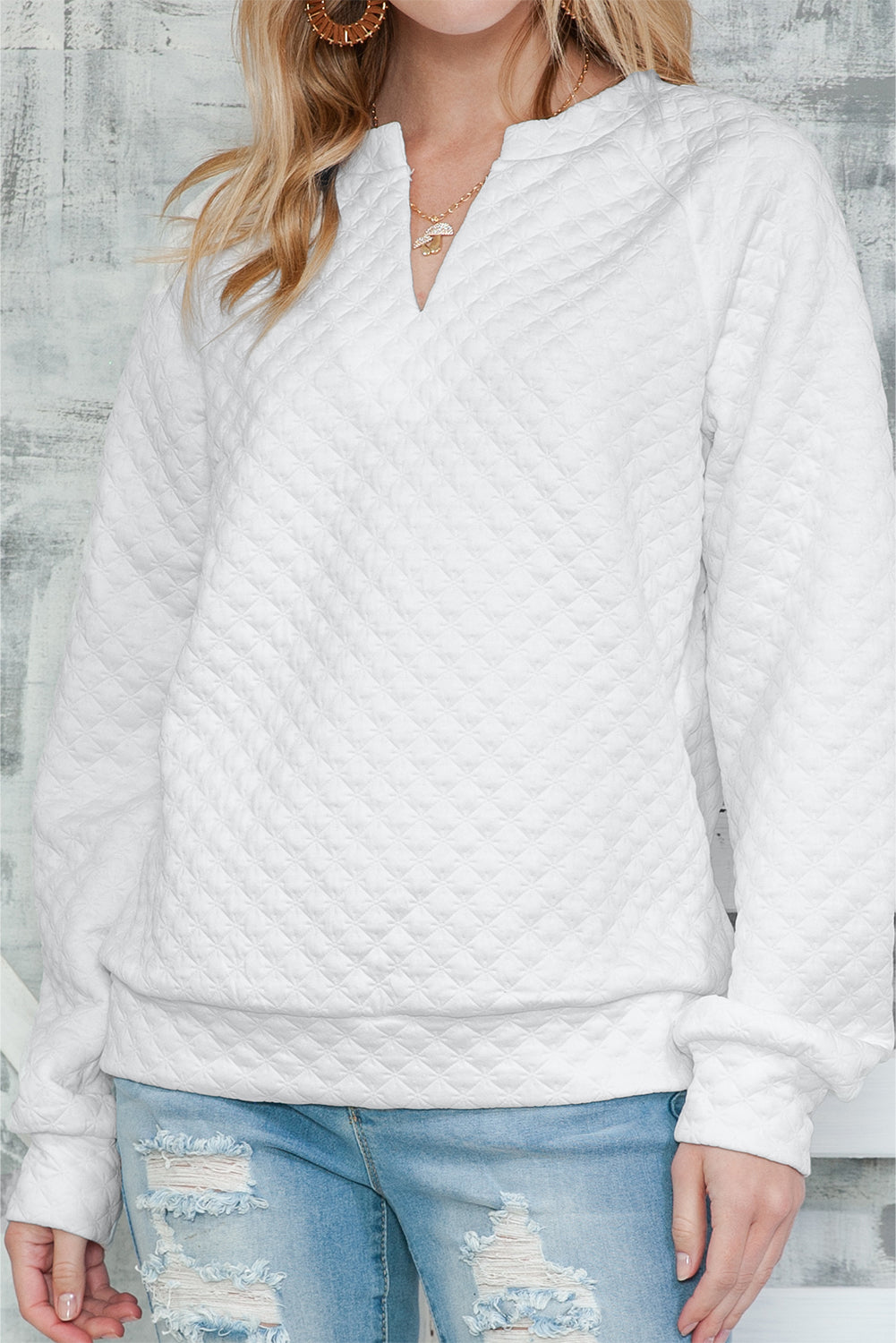 Mariola| Fashionable and uncomplicated winter top