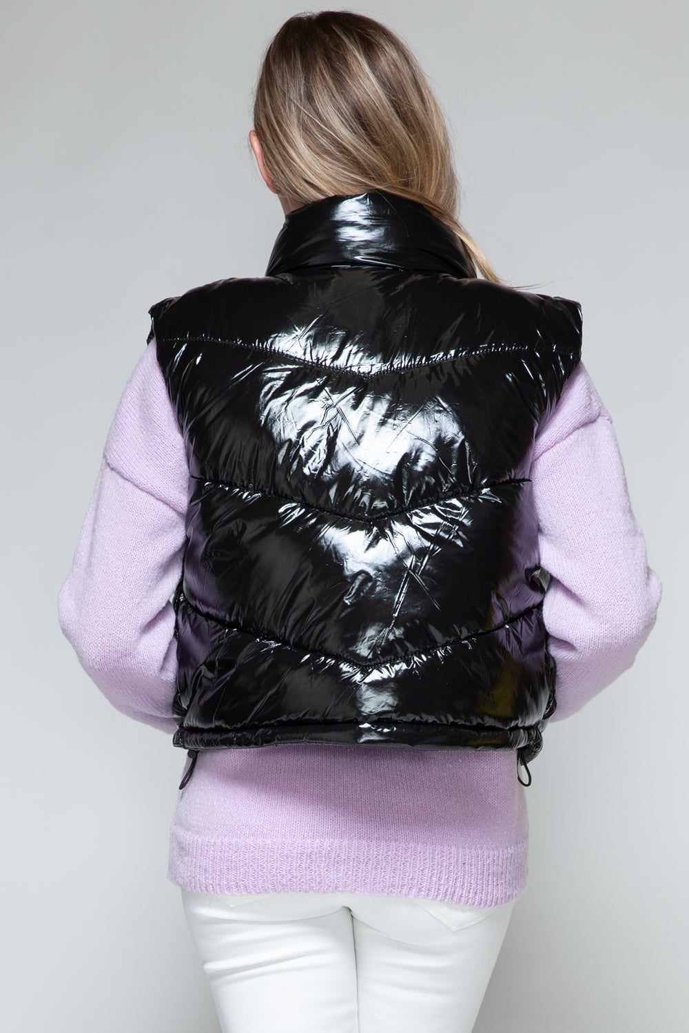 Elvira | Snobish shiny quilted vest with turtleneck and zip