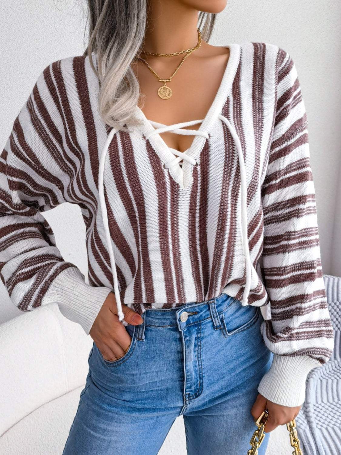 Isadora | Striped long-sleeved sweater with lacing