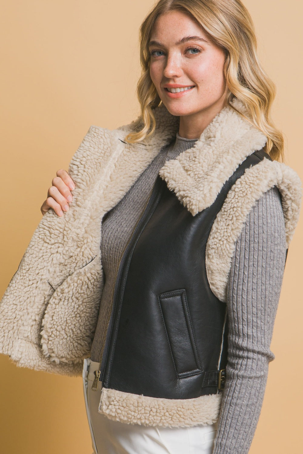 Maribel | Love Tree Sherpa vest with zip and pockets